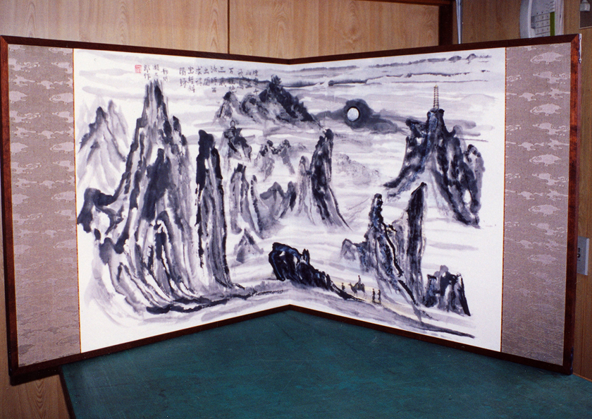 枕屏風・水墨画の画像